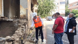 Kartal'daki Eski Binalar Yıkılıyor 