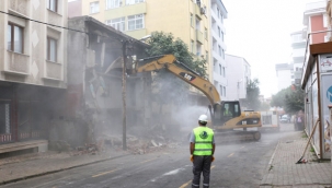Metruk Bina Yıkım Rekoru Kartal'ın
