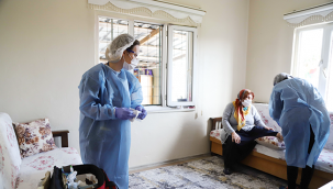 Kartal'da 'Evde Sağlık Hizmeti' ile Risk Grubundaki Vatandaşlara Destek