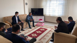 Başkan Gökhan Yüksel'den Kartallı Şehidin Ailesine Ziyaret