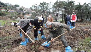 Kartal'da, 18 Mart Çanakkale Zaferi Anısına Anlamlı Etkinlik