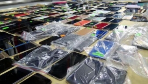 Havalimanın'da Unutulan Eşyalı Kuyruğu 