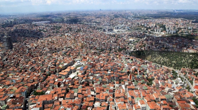 İstanbul'da deprem güçlendirme çalışmaları için 800 bin TL, millet bahçeleri için 96,8 milyon TL ayrıldı