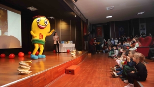 Çizgi Kitap Kahramanı ŞAKRAK Kartallı Çocuklarla Buluştu