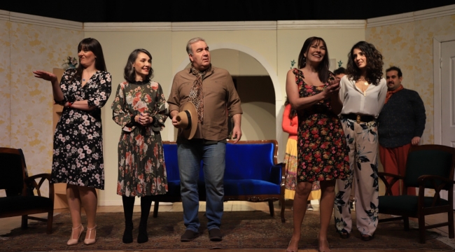 Çamlıca'nın Üç Gülü tiyatro oyunu Kartal'daydı