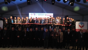 Başkan Gökhan Yüksel, Trabzonluların Kurtuluş Coşkusuna Ortak Oldu