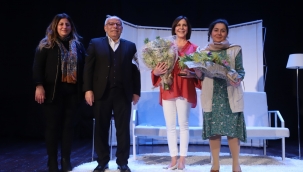 'Acı Kaybımız' Tiyatro Oyunu Kartal'da İzleyicilerle Buluştu