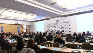 Ekonomi Forumu'nda 'Bağımsız Merkez Bankası' vurgusu