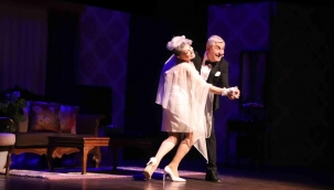 Kartal Belediyesi'nden 27 Mart Dünya Tiyatro Günü'nde Görkemli Kutlama