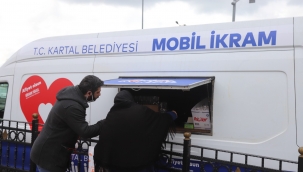 Kartallıların, Soğuk Havada Sıcak Çorba ve Çay İkramı 'Mobil İkram Aracı'ndan