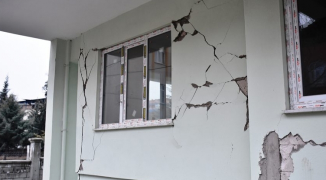 Olası Deprem'de 4 binadan biri orta ya da ağır hasar görecek