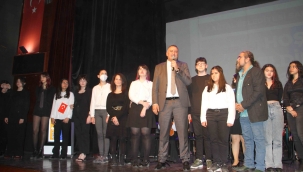 Sanat Akademisi'nin Yetenekli Öğrencilerinden Resim Sergisi ve 23 Nisan Konseri