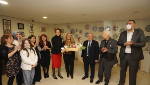 Simurg" Yeniden Doğuş Sergisi Kartal Belediyesi'nde Açıldı