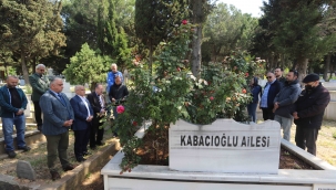 Merhum Hüseyin Kabacıoğlu Mezarı Başında Anıldı