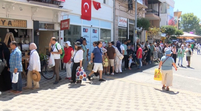Adada Bisiklet Kuyruğu 