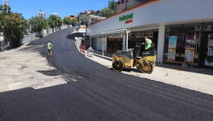 Kartal'da asfaltlama çalışmaları devam ediyor