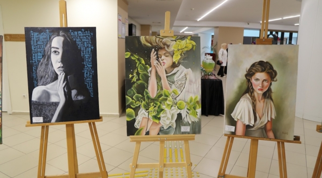 Kartal Belediyesi'nden İranlı Kadın Ressamlara Anlamlı Destek