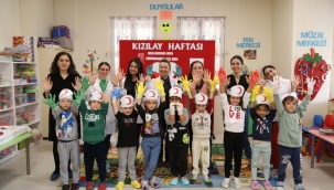 Kartallı Kreş Öğrencilerinden Kızılay Haftası Etkinliği