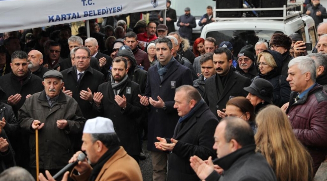 Devlet Eski Bakanı Adnan Kahveci, Vefatının 30'uncu Yıl Dönümünde Kartal'da Anıldı