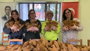 Depremzede Çocukların Pelüş Oyuncakları Kartal'dan