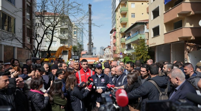 İstanbul'da Yüksek Riskli 318 Binadan İlki Kartal'da Yıkıldı