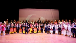 Kartal Belediyesi'nin Kreşlerinde 23 Nisan Coşkusu