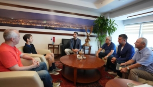 LGS Türkiye Birincisinden Başkan Gökhan Yüksel'e Ziyaret