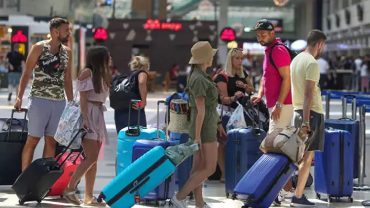 İstanbul'a Gelen Turist Sayısı Açıklandı
