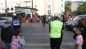 Kartal Belediyesi Zabıta Ekiplerinden 27 Okulda Trafik Uygulaması