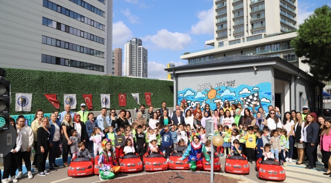 Kartal Belediyesi Kreş Öğrencileri Dünya Çocuk Günü'nü Kutladı