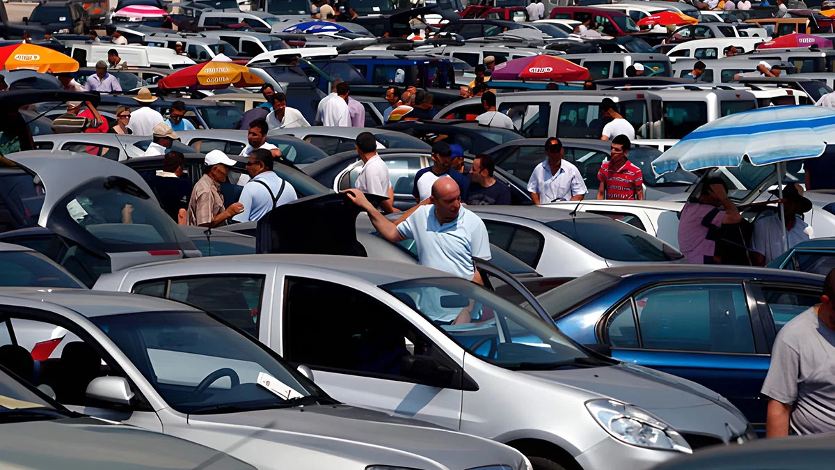 İkinci el otomobilde fiyatlar düşmeye devam ediyor