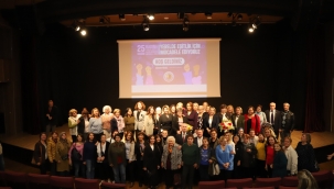 Kartal Belediyesi'nden 25 Kasım İçin Anlamlı Panel