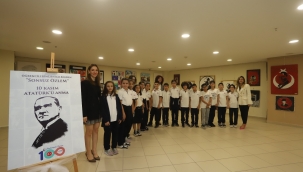 'Sonsuz Özlem 10 Kasım' Resim Sergisi Kartal Belediyesi'nde Açıldı