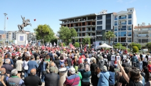 1 MAYIS EDREMİT'TE COŞKUYLA KUTLANDI