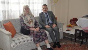 KAYMAKAM ODABAŞ, ANNELER GÜNÜ'NDE ŞEHİT ANNELERİNİ ZİYARET ETTİ