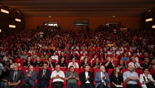 BALIKESİR'E ŞEHİR TİYATROSU MÜJDESİ