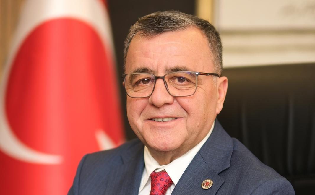 BAŞKAN ŞEHİRLİ: "GÜÇLÜ BİR ŞEHİR, MUTLU ÇALIŞANLARLA MÜMKÜNDÜR"