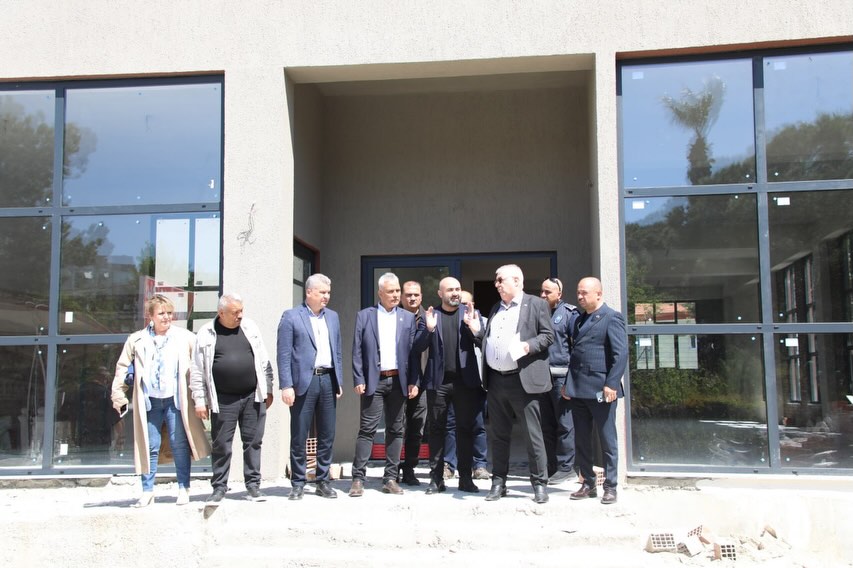 EDREMIT'IN ILK KENT LOKANTASI IÇIN GERI SAYIM BAŞLADI