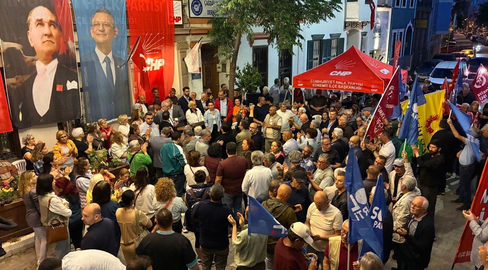 "DEMOKRASİYE SAHİP ÇIKACAĞIZ"