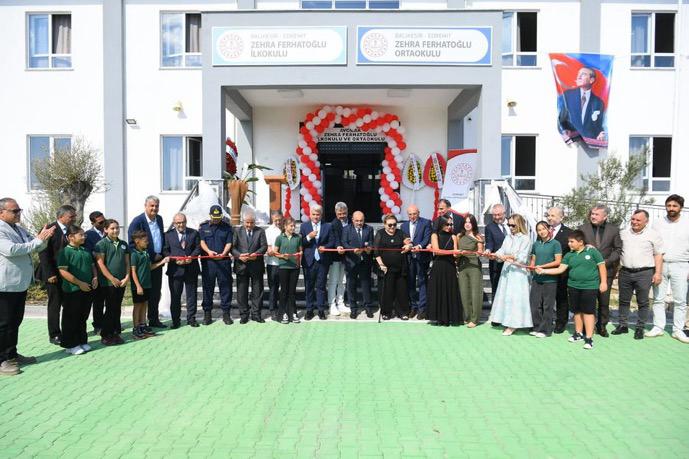 EDREMİT'TE HAYIRSEVER DESTEĞİYLE YAPILAN AVCILAR ZEHRA FERHATOĞLU İLK VE ORTAOKULU AÇILDI
