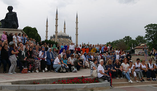 Belediyeden Vatandaşlara Edirne Gezisi