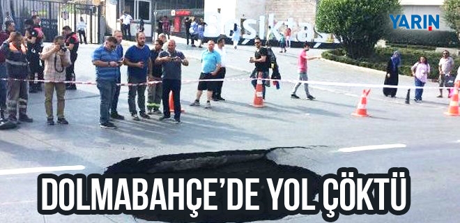 Beşiktaş stadın'ın önünde yol çöktü