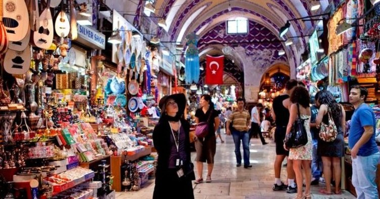 Bu Yıl İstanbul'u Kaç Turist Ziyaret Etti ?