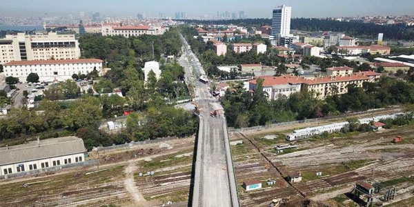 Kadıköy'e ana giriş yolu 1 yıl kapalı
