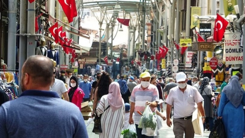 Sokaklarda Bayram Yoğunluğu