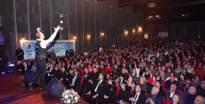 19 Sanatçı, Kıvırcık Ali İçin Kartal'da Sahne Aldı