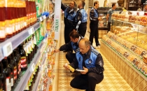 Zabıtalar İstanbul'da Denetimlerini Sıklaştırdı