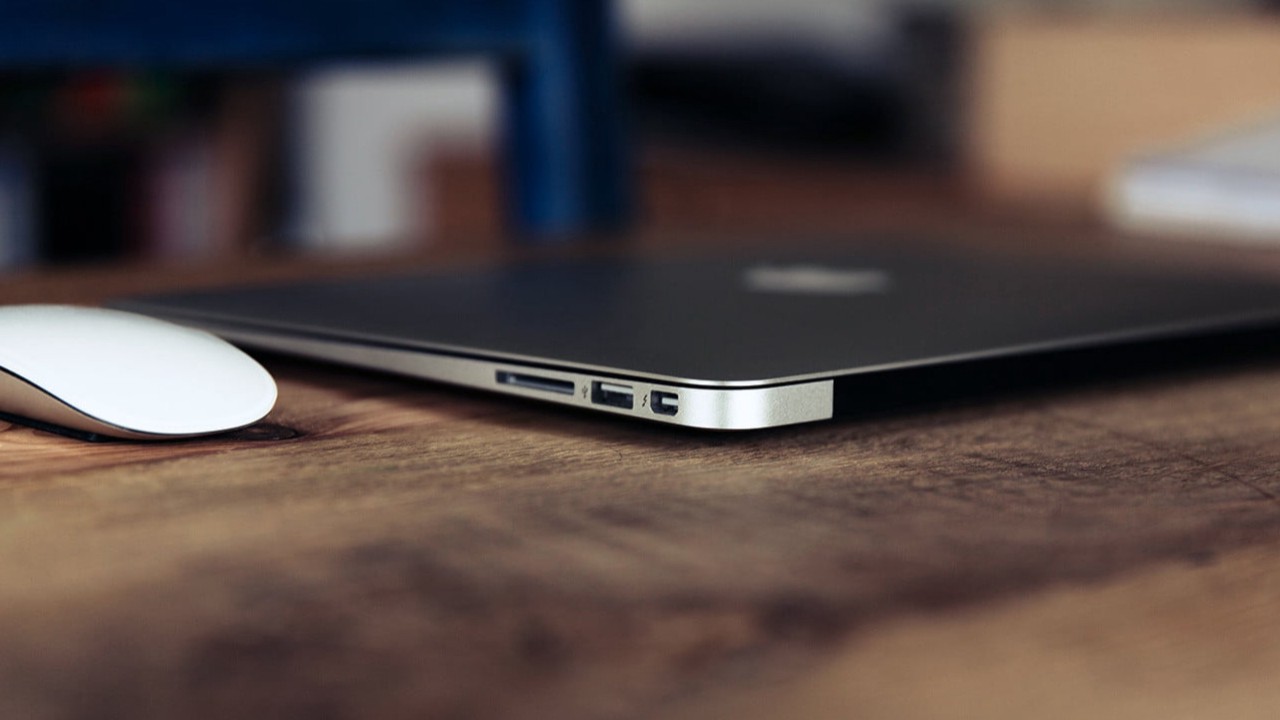 Apple bütçe dostu MacBook tanıtacak!