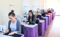 Artık Kadınlar Hem Meslek Sahibi Oluyor Hem de Üretici