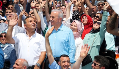 Başkan Yıldırım, Bayramı Vatandaşlarla Geçirdi